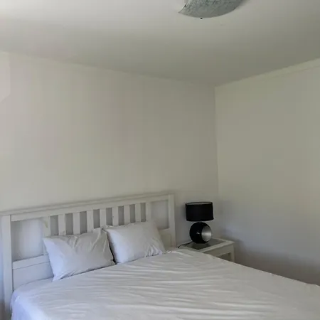 Perfect T3 Sac Apartmán Loures